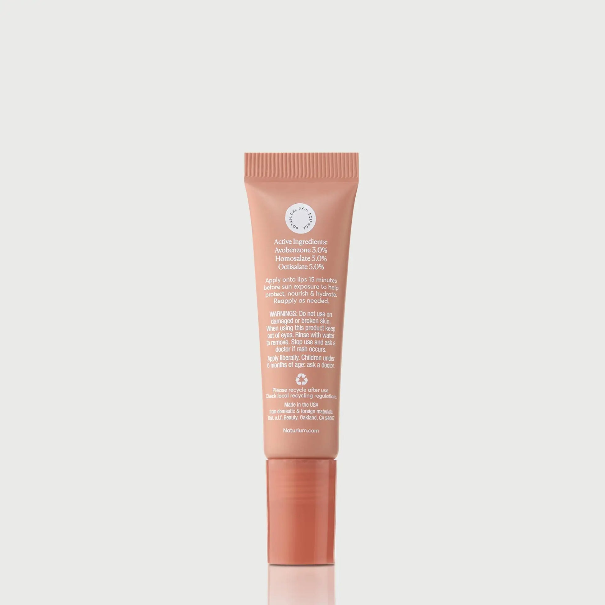 phyto-glow-lip-balm-spf-45-getaway-r5 NATR-10126_PhytoGlow_SPF_Getaway_primary_capon_back_bonebkgd_1.webp