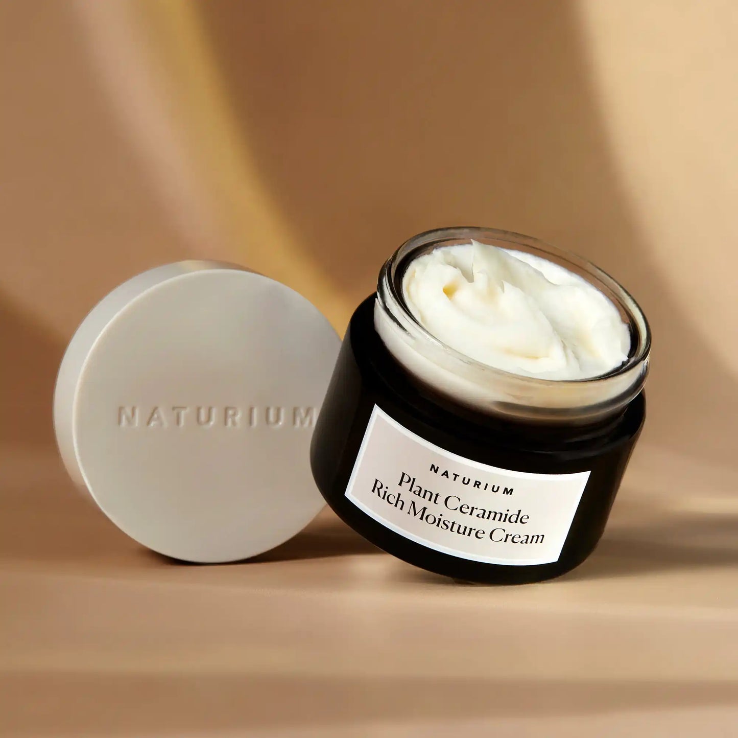 plant-ceramide-rich-moisture-cream-m6 plantceramide_0154-crop_1.webp